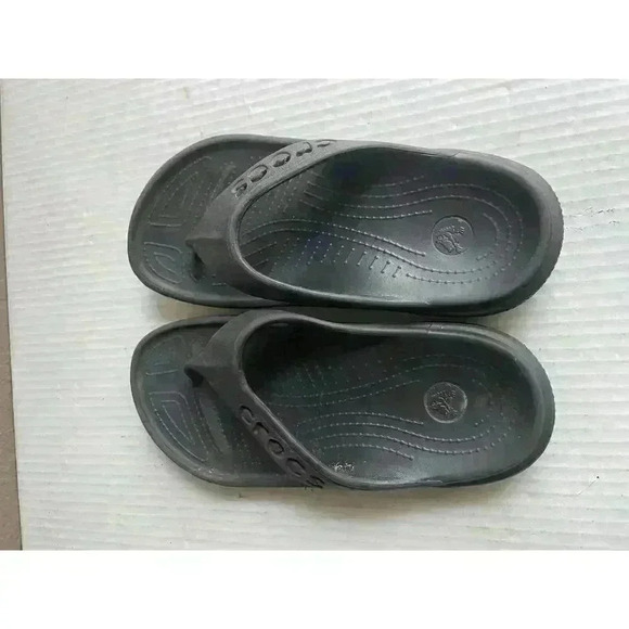 Crocs Kids Unisex Size 2 Classic Black Summer Flip Flop Boys Girls - Picture 5 of 7